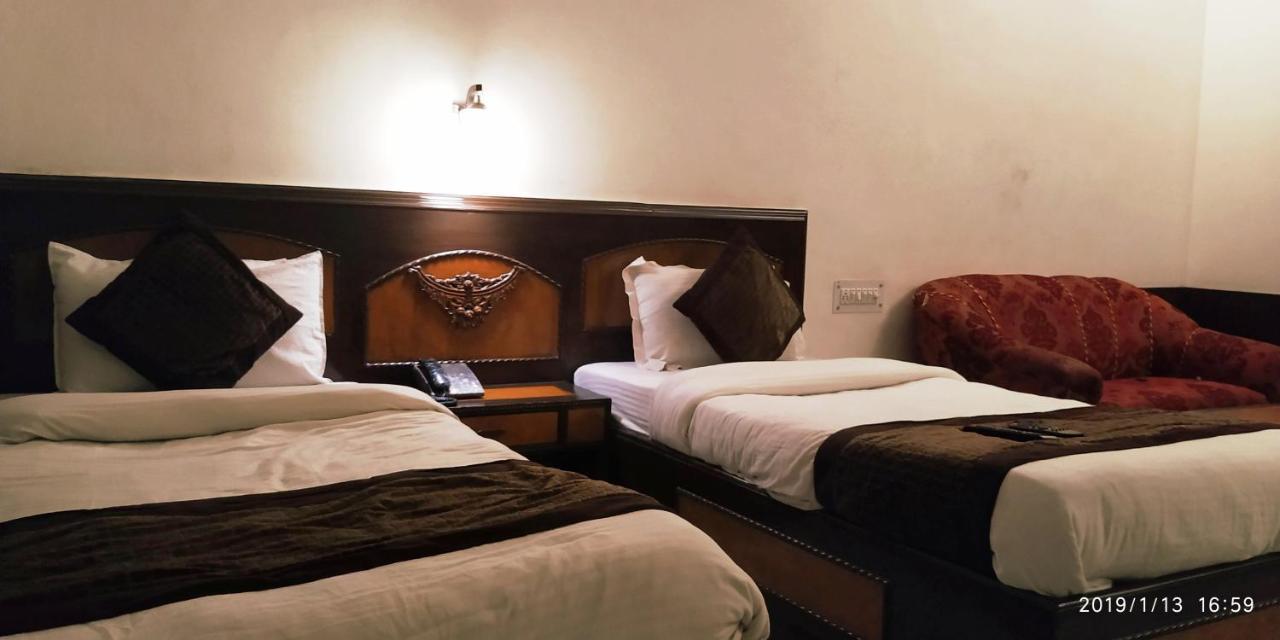 Hotel India International New Delhi Exterior photo
